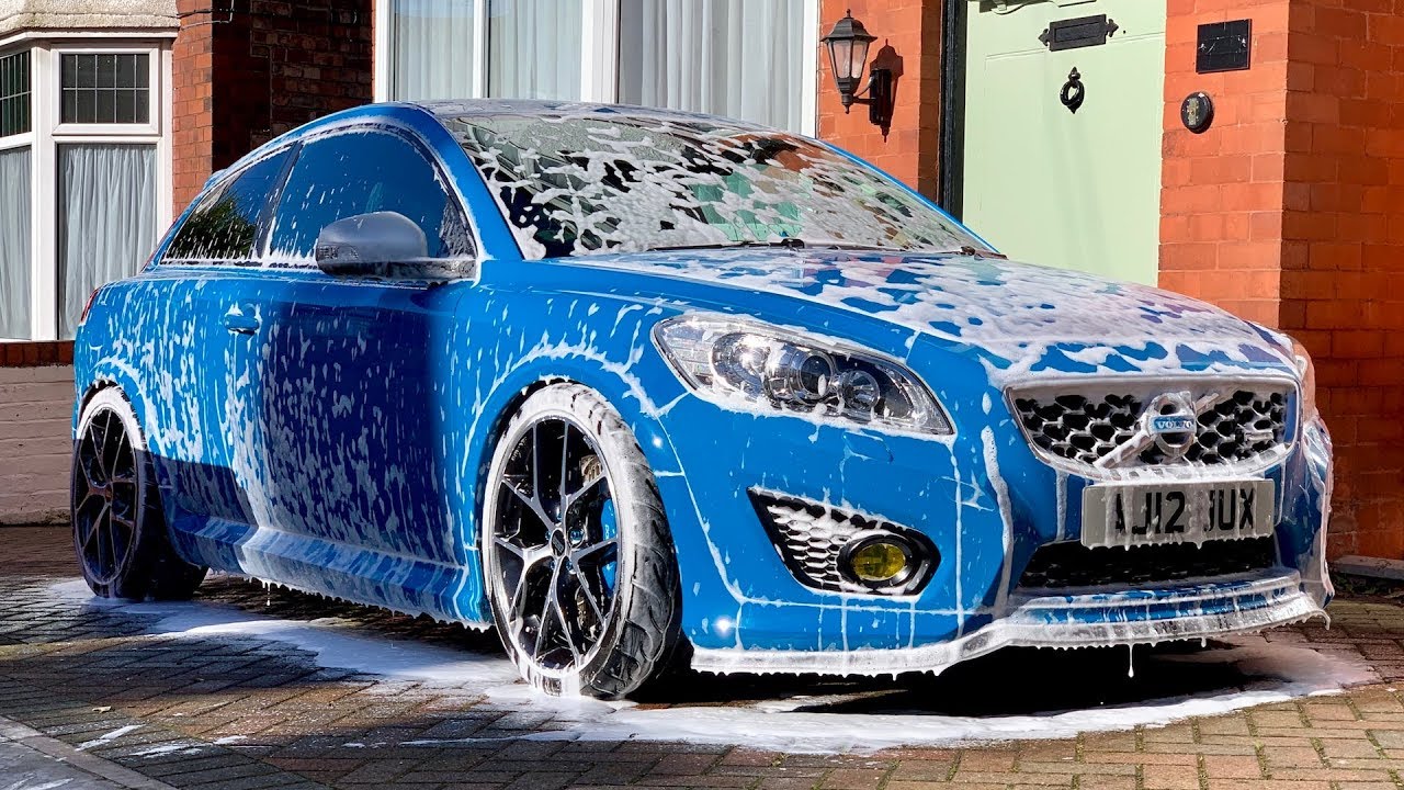 How to Safely Wash a Swirl-Free Car - YouTube