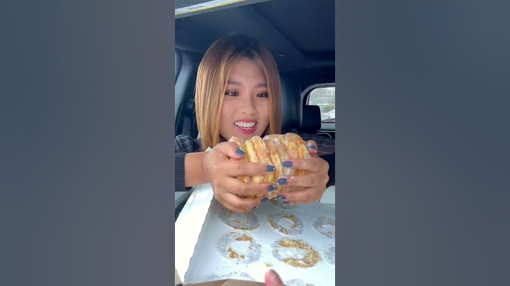 LIFE HACK: HOW TO EAT ONLY ONE DONUT #shorts #viral #mukbang
