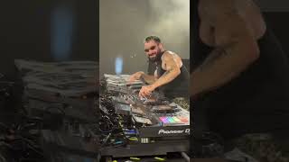 Wait what  😳😳😳😳 #crazy #dj #hype #energy #techno  #festival #music