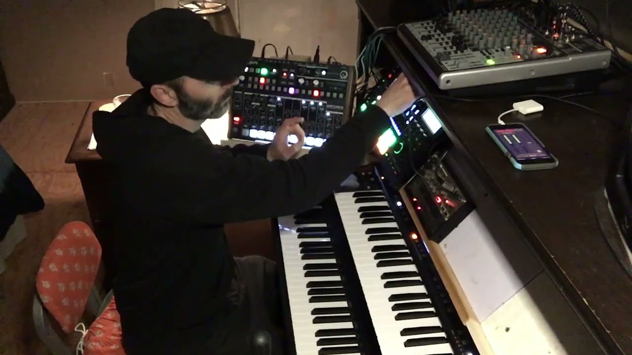 Shane Donnelly - Sky Dance // Live