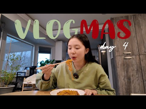 vlogmas | an unintentional what I eat in a day (day 4)
