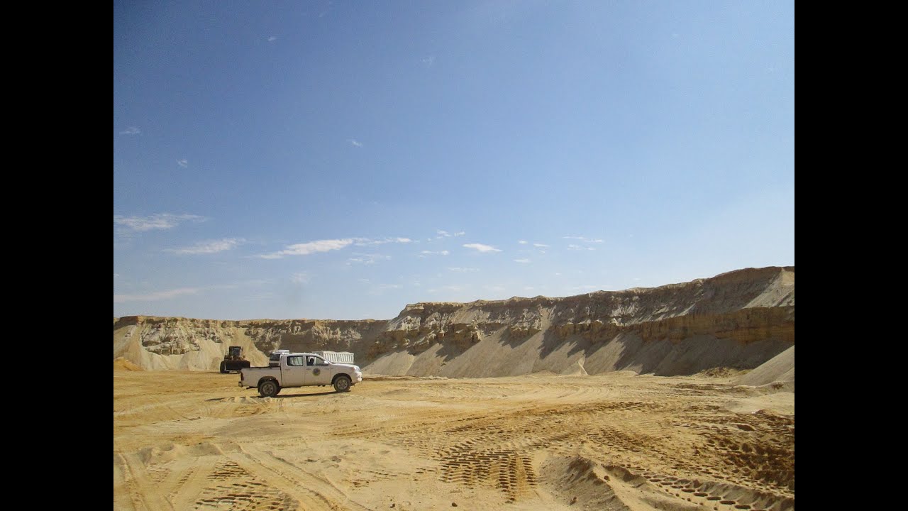 تعرف على رواسب روافد نهرالنيل القديمة في الفيوم واستخدامها كمحاجر للرمال والطفلة.