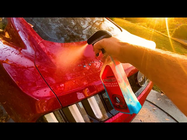 Meguiar's Ultimate Waterless Wash & Wax. No Water, Non- Scratch