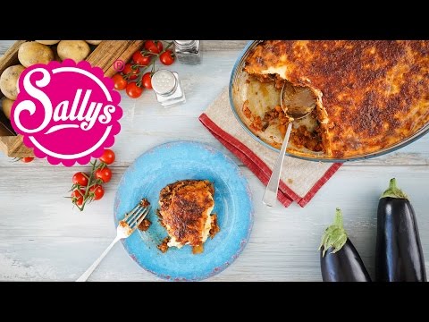 Video: Wie Man Auberginen-Hackfleisch-Moussaka Macht