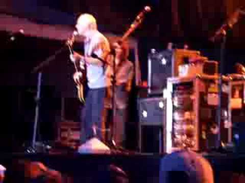 A clip of Framptons opening song at Busch Gardens 2008 Summers Nights Concert Series.