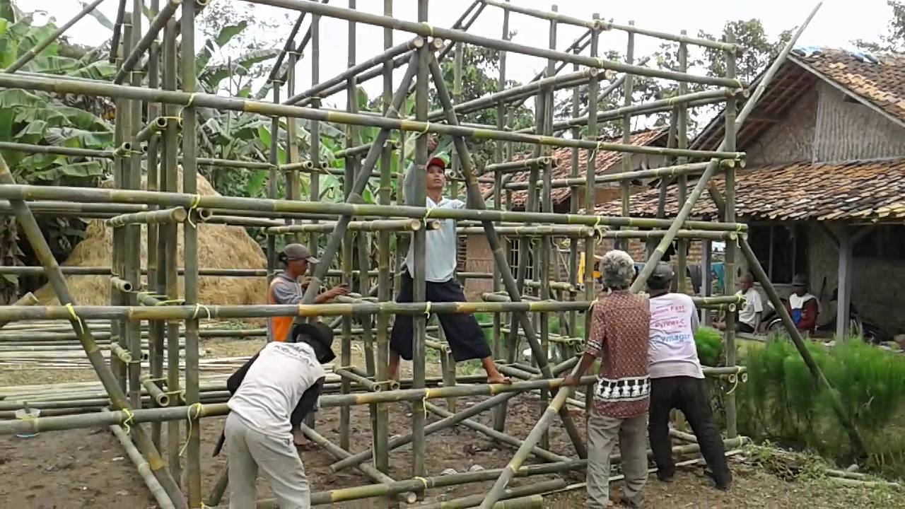 Proses Pembuatan Kumbung Jamur Part 1 YouTube