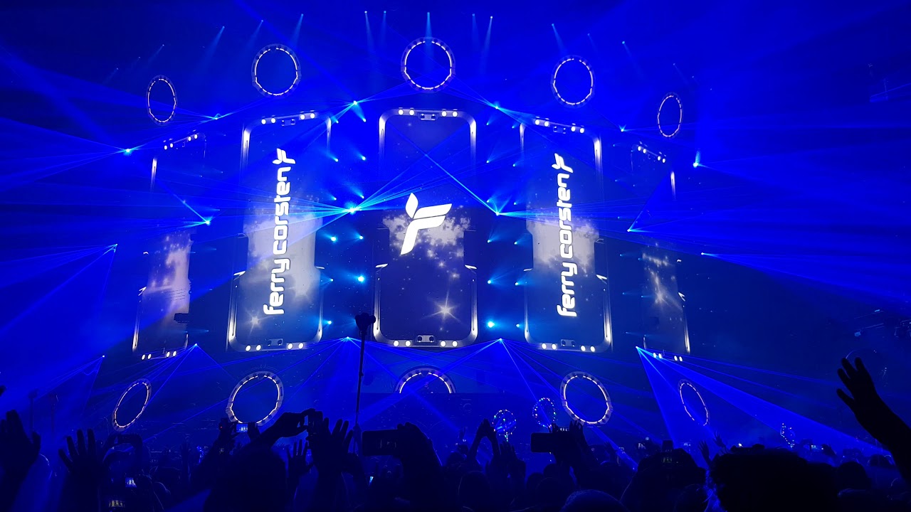 Трансмиссии 2019. Transmission Festival 2022. Трансмиссия фестиваль 2019. Transmission Prague 2019. Трансмиссия фото фестиваль.