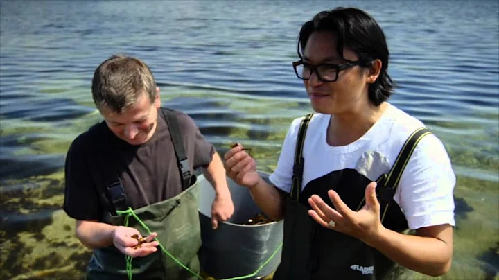 Luke Nguyen with  iain mckellar from just seaweed ...