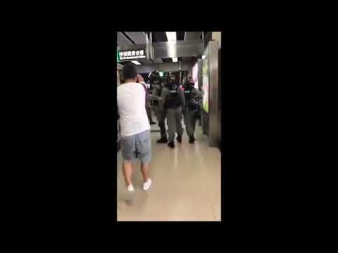 香港 沙田街坊 高呼 ~黑社會 !