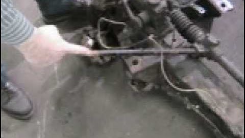 84 MG Tech | Fitting The MGB Rack and Pinion