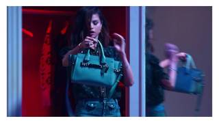 Definitely, we no longer stop coach x selena gomez tandem. after the
perfume, it is of accessory line that singer becomes embroiled,
unveiling wa...