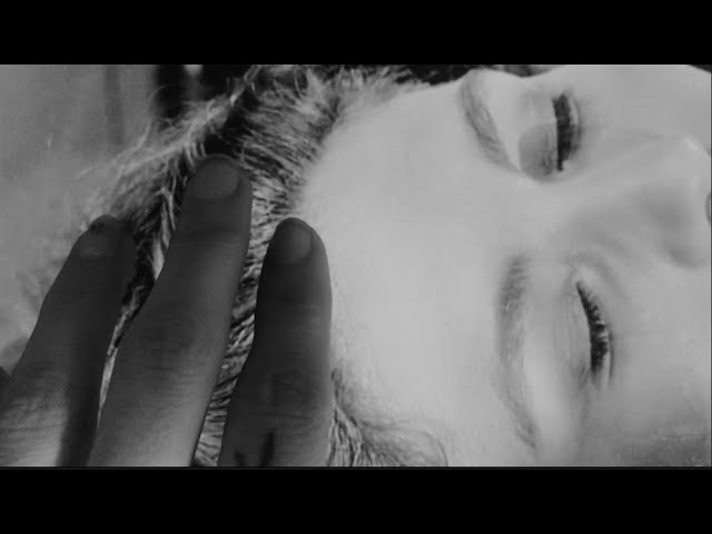 在 YouTube 上觀看「Oh voyageuse」 在 YouTube 上觀看「Oh voyageuse」