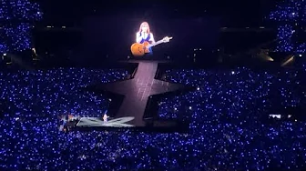 Taylor Swift- Max Martin medley (Message In A Bottle, How You Get The Girl, New Romantics) Taylor Swift- Max Martin medley (Message In A Bottle, How You Get The Girl, New Romantics)