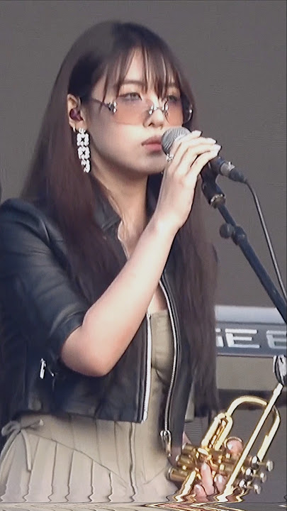 Download lagu Viral Saxophone girl 🎷 new trend ta ta ra ra ra #saxophone #shortsviral #trending