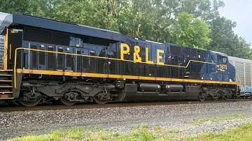 CSX P&LE Heritage #1875 meets an Autorack in Unionville Ohio in August 2024