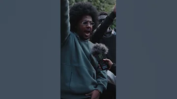 جيشنا طاير في الجو فوق المدارات شو 