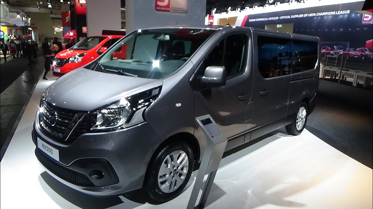 nissan nv300 9 seater