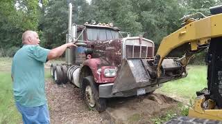 Will It Start? Kenworth W900 Semi Truck