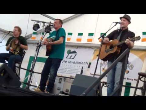 Mick James - St Patricks Day 2012 gig in Puerto de...