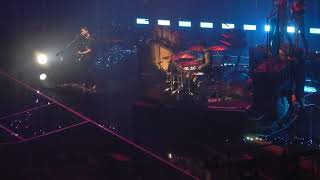 Royal Blood - Sleep (live from Leeds)