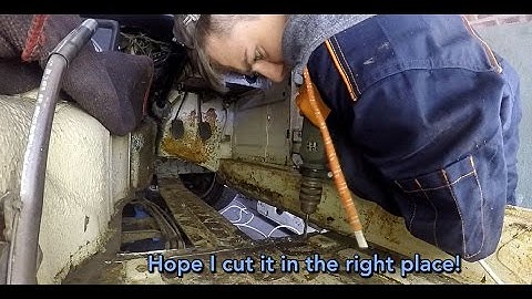 MGB GT Restoration Pt 19 Removing the Floor