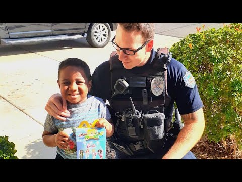 5-Year-Old Calls 911 to Get McDonald's Happy Meal
