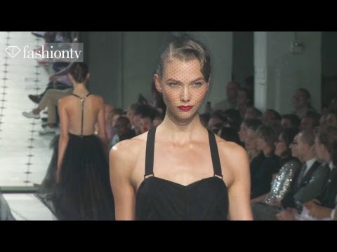 Videó: Carolyn Murphy lett a New York -i divatkifutó királynője