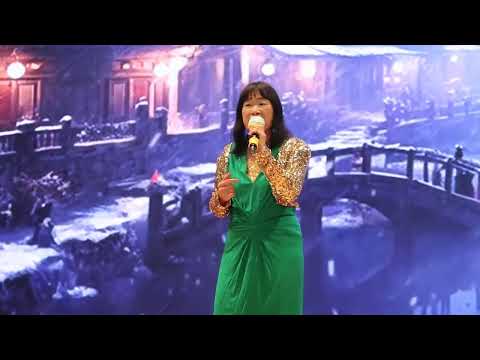 Civilized culture - Singing 明日話今天 (260927 MVI 9407)