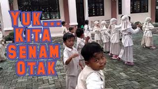 Senam Otak Siswa TK Kamila Insan Cita. Music by Lenka - Trouble Is a Friend