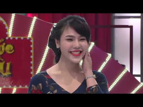 Trấn Thành "shaking in his boots" while standing next to a stunning contestant