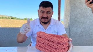 Si̇vas Köftesi̇ Efsane Ustasindan