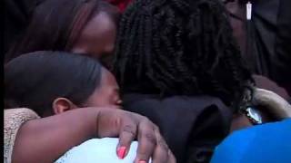 Famous Crowd mourns murdered mother, child Wealth