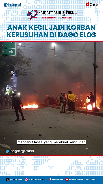 Polisi Paksa Buka Pintu Rumah Di Lokasi Kericuhan Dago, Anak Kecil Jadi Korban