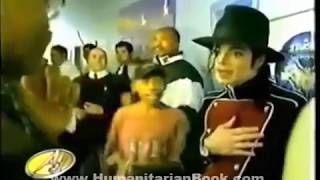 Michael Jackson visits Starship childrens hospital in New Zealand