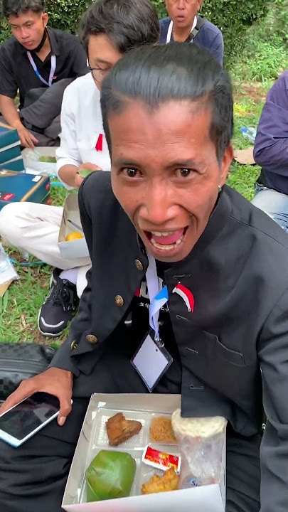 MAKAN LESEHAN BARENG TEMAN TEMAN INFLUENCER | OORRAA !!!