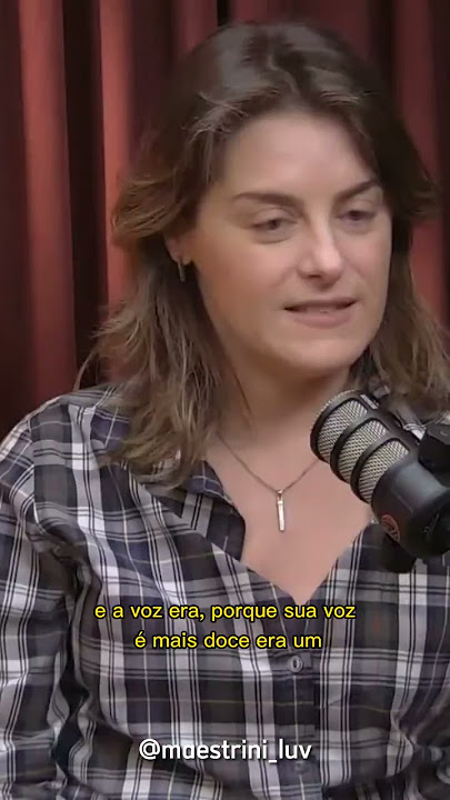 Alessandra Maestrini se transformando em Bozena