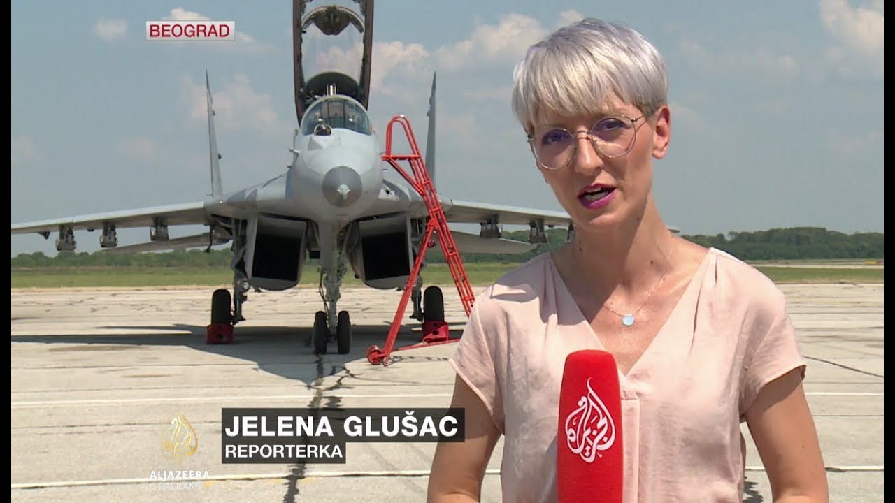 Glušac عند استقبال طائرة MIG 29 في باتاجنيكا