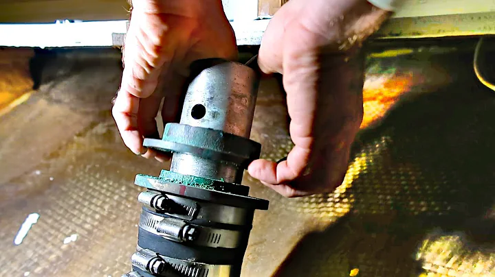 Why Is Our Rudder Post Leaking & Knocking? | Sailb...