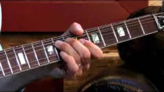 Video thumbnail of "Larry Carlton - 335 Improv - Soloing Over I-VI-II-V - Blues Guitar Lessons"