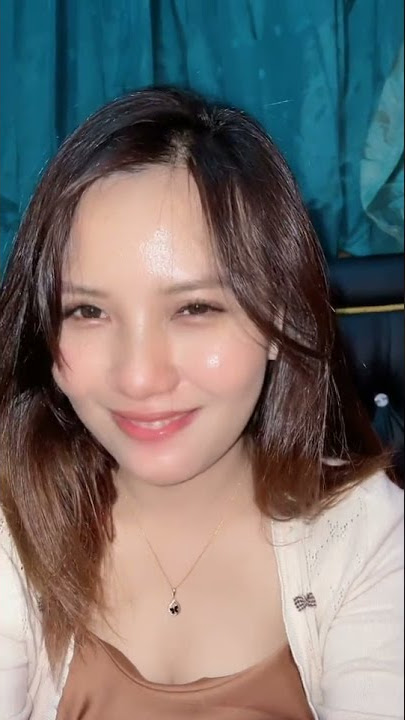 beeh gigit bibir nya kak 😜