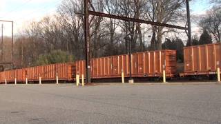 HD: Q706 with CSX SD40-2 8805 and Awsome Pan