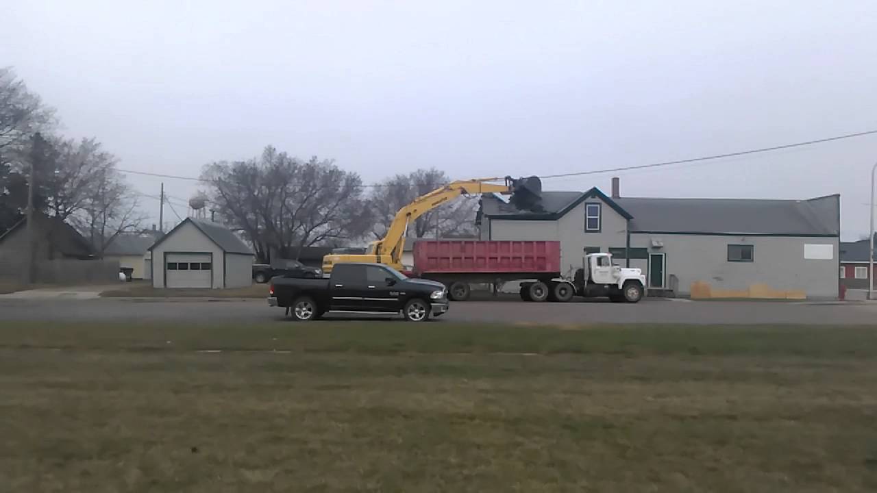 Halstad bar last day , bar VID 20160416 072926 YouTube