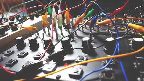 Ornament 8 and Lyra 8 by Soma