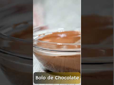 Bolo de Chocolate Brasileiras Simples do Dia-a-Dia  #culinária #receitas #comida