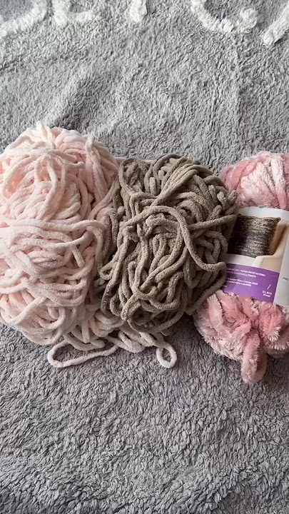 🦖 🧶 how to knot a lovey! Crochet Dino! #amigurumi #crochetting #yarn  #crochetsecrets 
