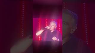 Robert De Niro Say The N-Word During A Karaoke Night 😆😆😆