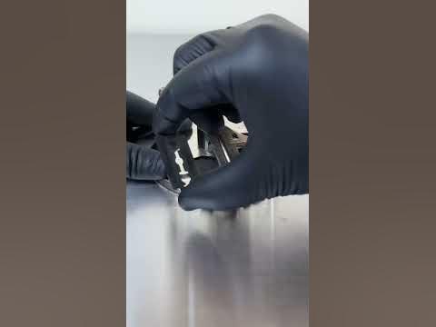 1920s Kriss Kross shaving safety razor blade sharpener in action - YouTube