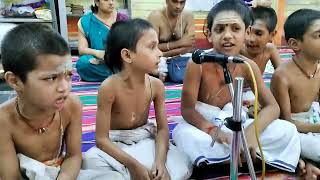 Enticing enchantment Vedic chanting by kids, Vidyarthis of Sri Mantra Peeteswari Veda Patasala. screenshot 5