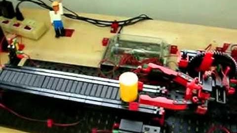 Fischertechnik Auto handling -3  conveyer system and lifting transfer robot