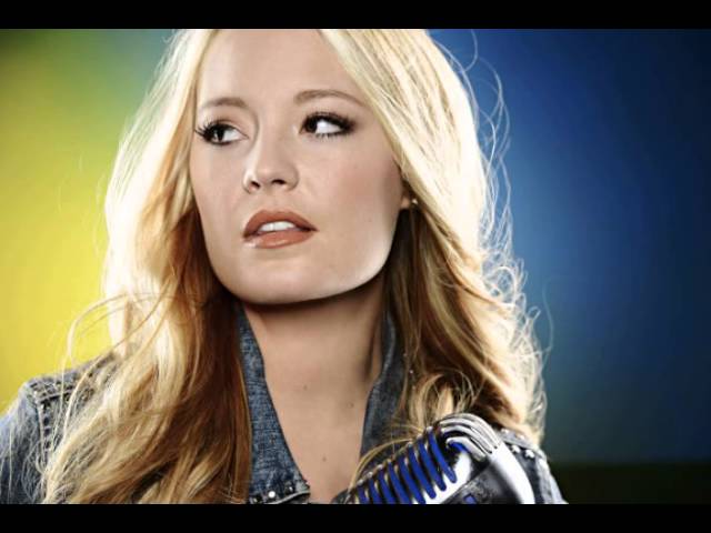Watch Janelle Arthur - Gone - Studio Version - American Idol 2013 - Top 10 on YouTube Watch Janelle Arthur - Gone - Studio Version - American Idol 2013 - Top 10 on YouTube
